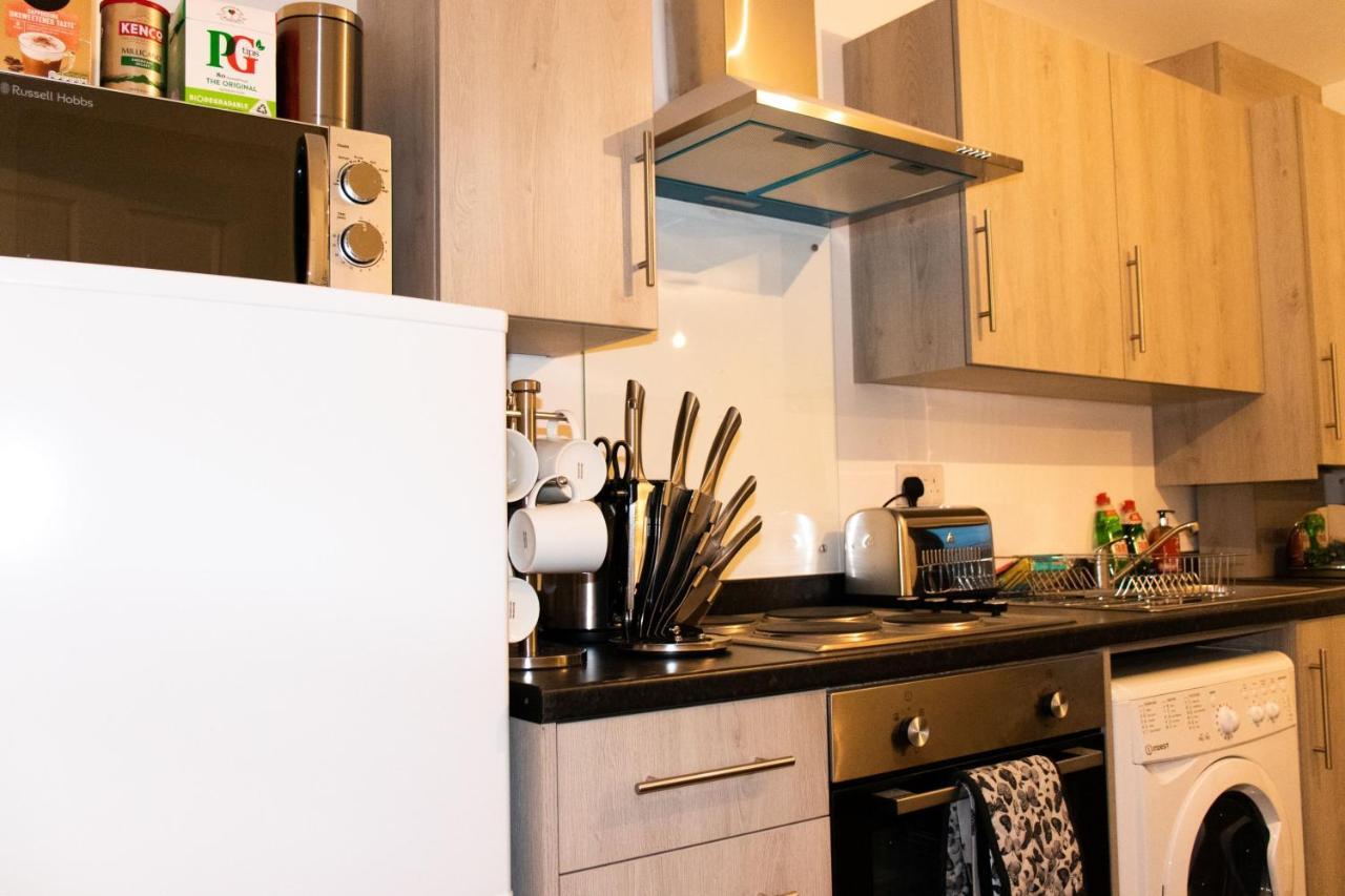 Livestay-Modern Apartment Minutes Away From Heathrow Slough Eksteriør bilde