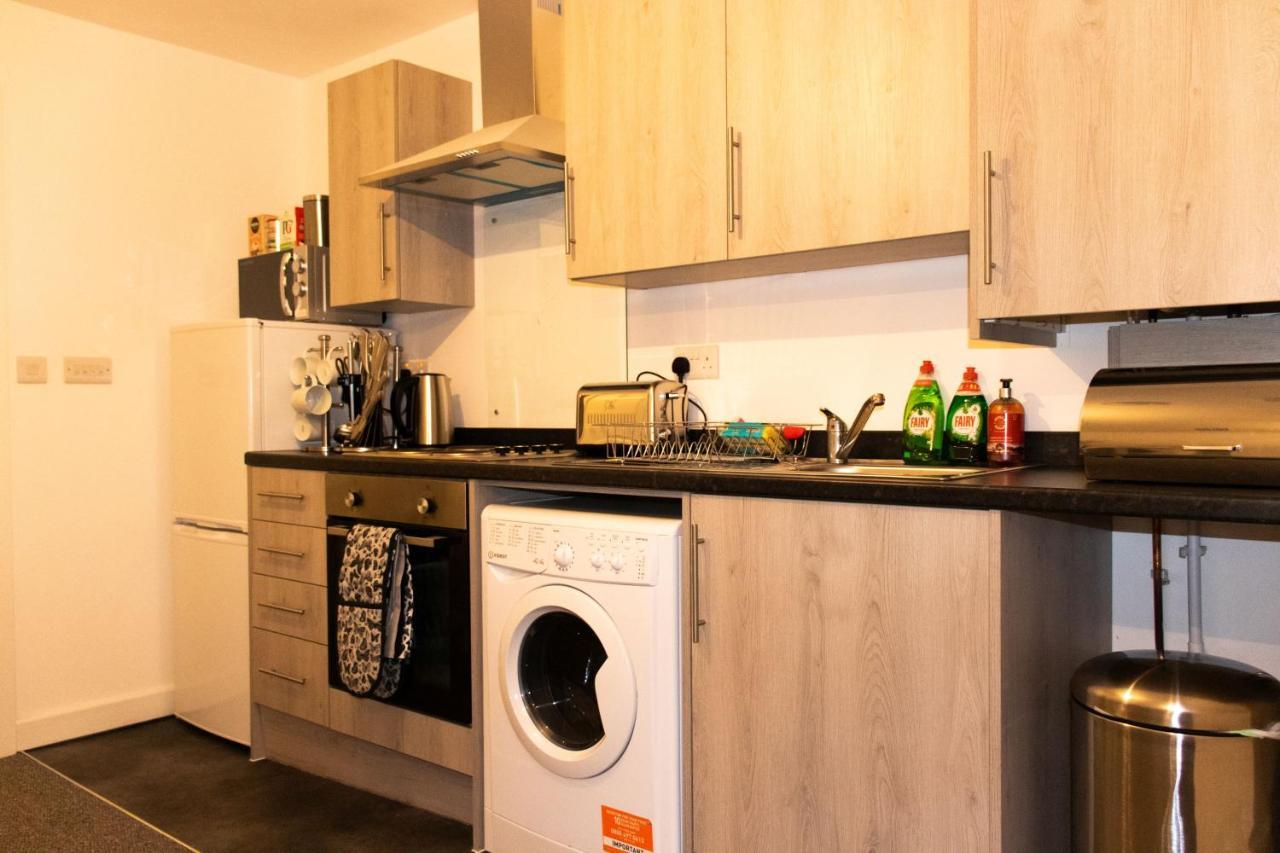 Livestay-Modern Apartment Minutes Away From Heathrow Slough Eksteriør bilde